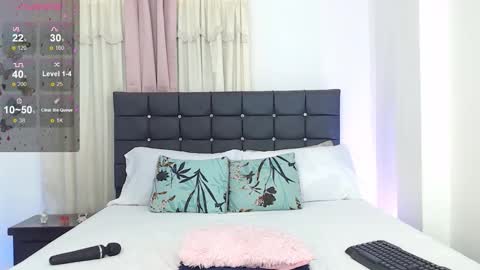 taliana  modelo independiente online show from November 24, 3:08 am