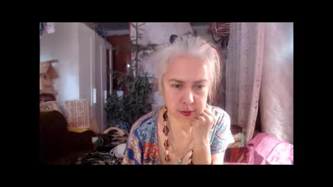Snapshot of tanganiika chatting on October 14, 5:32 am Milena online show from October 14, 5:32 am