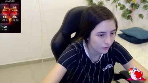 Snapshot of taniadevil_69 chatting on February 9, 3:45 pm Tania online show from February 9, 3:45 pm