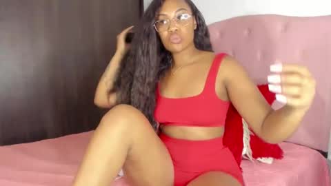 Snapshot of tanisha_owens2 chatting on January 23, 3:16 am TANISHA online show from January 23, 3:16 am