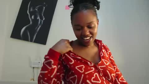 tania online show from May 10, 7:49 pm