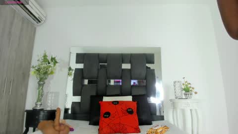Snapshot of tanyyaa chatting on December 18, 12:18 pm Tanya online show from December 18, 12:18 pm