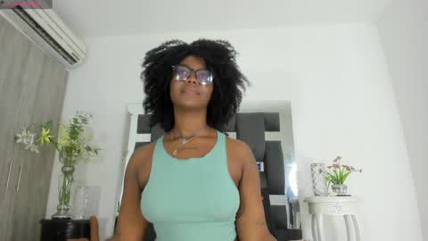 Snapshot of tanyyaa chatting on December 30, 12:52 pm Tanya online show from December 30, 12:52 pm