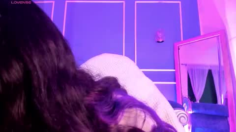 Tara online show from November 25, 2:25 am