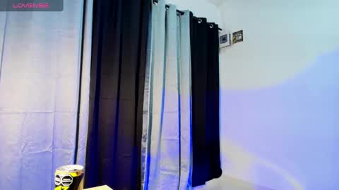 Snapshot of tatiana1004 chatting on March 11, 4:51 am tatiana1004 online show from March 11, 4:51 am