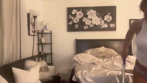 Snapshot of tatiannatease chatting on September 26, 5:05 am Tatianna Marie online show from September 26, 5:05 am