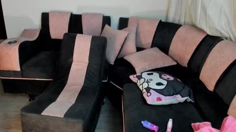 Snapshot of tattoed_bunny9 chatting on February 25, 4:35 am Rose Marie online show from February 25, 4:35 am