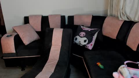 Snapshot of tattoed_bunny9 chatting on February 6, 5:03 am Rose Marie online show from February 6, 5:03 am