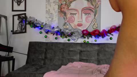 Taty Miller online show from December 15, 8:14 pm