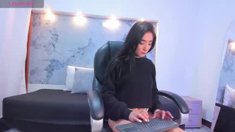 Taylor online show from September 18, 11:53 am