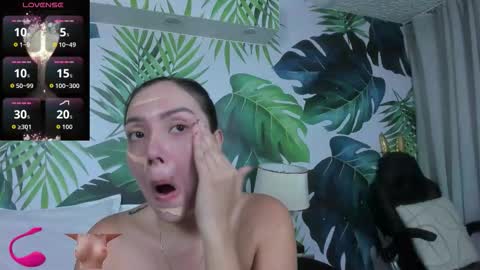 Taylor Sweet online show from December 22, 7:28 pm