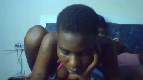 taylor_swift09 online show from February 12, 10:44 pm