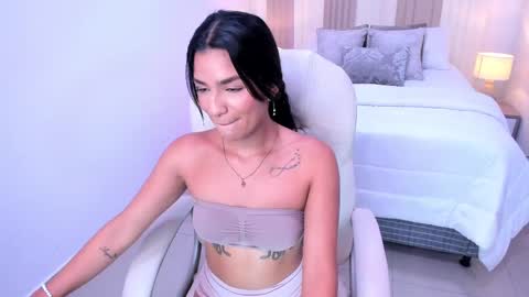 Snapshot of taylorr_hills chatting on September 20, 8:18 pm Taylor online show from September 20, 8:18 pm