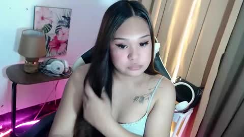 Christine online show from April 1, 12:22 am