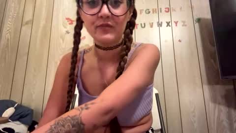 Snapshot of teasemecyn chatting on October 13, 7:44 am teasemecyn online show from October 13, 7:44 am