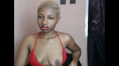 teasexkitty online show from June 5, 2:45 pm