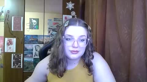 Teasing Dora online show from February 19, 6:51 pm