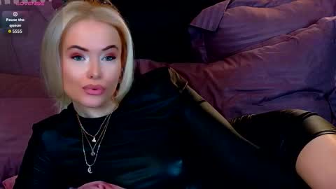 teasingjulianna online show from December 17, 10:36 pm