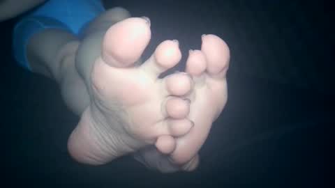 Viv West online show from November 13, 4:33 am