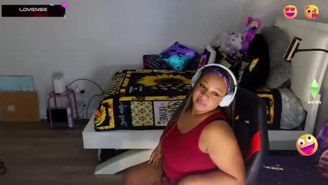 Snapshot of temptressbeauty24 chatting on February 25, 7:31 am Gaia online show from February 25, 7:31 am