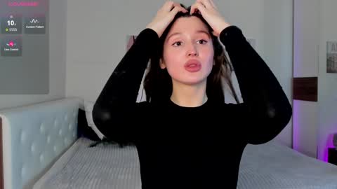 Snapshot of tender_babyy chatting on December 31, 12:25 pm Sexy girl Li online show from December 31, 12:25 pm