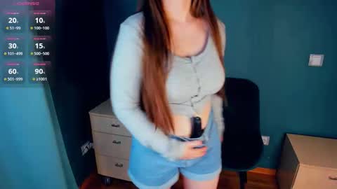 Julia online show from February 13, 5:58 pm