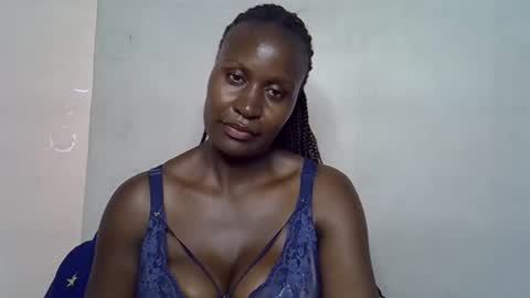 terriam online show from November 27, 7:06 pm