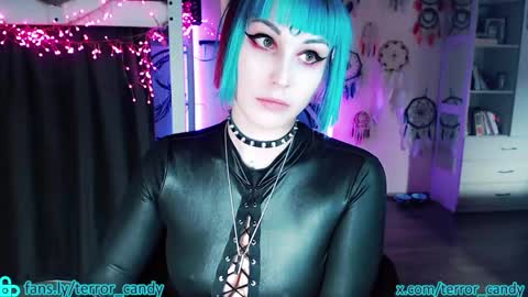 CRY BABY  online show from April 20, 2:03 am