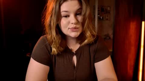 tesspleasuree online show from February 18, 1:10 pm