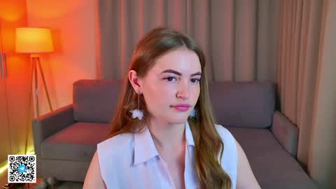 TessaHart online show from May 29, 2:15 pm