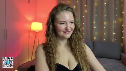 TessaHart online show from March 4, 12:56 pm