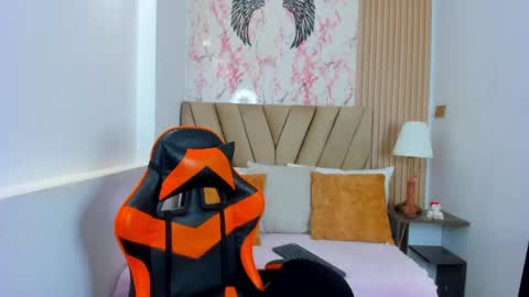 Sweet Thais  online show from May 26, 5:56 pm