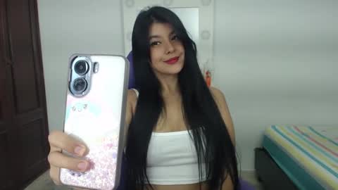 Snapshot of thalianabrunette chatting on December 15, 1:57 am Thaliana0498 online show from December 15, 1:57 am