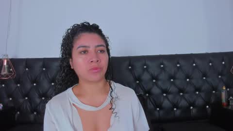 thara webstter online show from February 11, 11:42 am