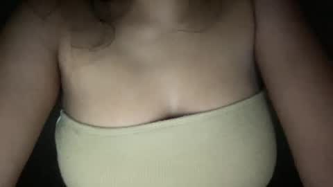 Snapshot of thatgirlmelanie chatting on October 19, 6:04 am Melanie online show from October 19, 6:04 am