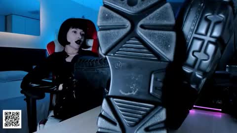 Goddess Misha online show from November 22, 9:06 pm