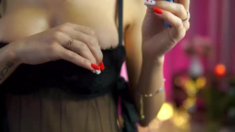 Ayana online show from November 22, 1:58 pm