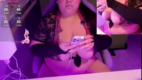 TheBouncingBetty online show from June 14, 2:57 am