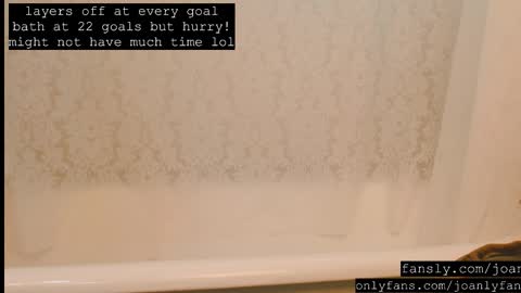 Joan online show from November 30, 9:08 pm