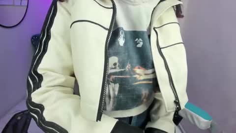 Theia  online show from October 13, 12:52 pm