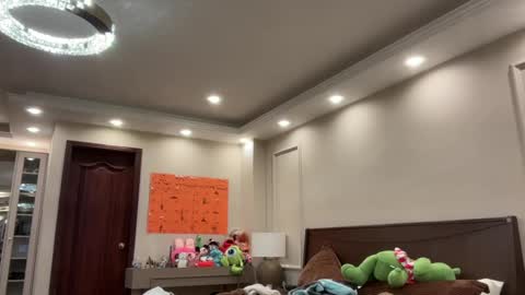 Snapshot of therealcamilabaddie chatting on October 3, 5:45 am therealcamilabaddie online show from October 3, 5:45 am