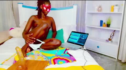 Snapshot of thesexy_kittydoll chatting on October 2, 6:57 pm thesexy_kittydoll online show from October 2, 6:57 pm