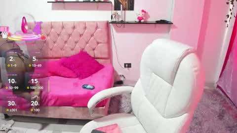 thianahorny online show from November 8, 1:05 pm