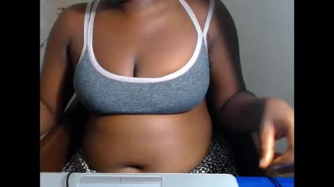 thickebonny7 online show from March 24, 9:09 pm