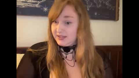 Snapshot of thickgingergoddess chatting on March 6, 8:37 pm Ariel online show from March 6, 8:37 pm