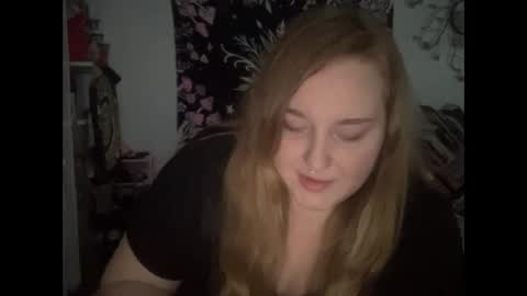 Snapshot of thickgingergoddess chatting on January 24, 3:11 am Ariel online show from January 24, 3:11 am