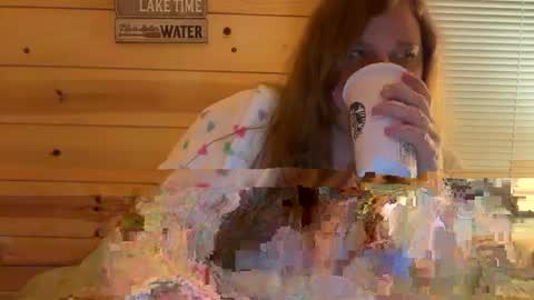 Snapshot of thickgingergoddess chatting on October 1, 9:36 am Ariel online show from October 1, 9:36 am