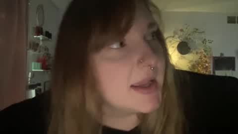 Snapshot of thickgingergoddess chatting on February 25, 10:09 pm Ariel online show from February 25, 10:09 pm