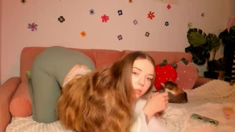 Snapshot of thisisamelia chatting on October 3, 5:18 pm Amelia shows on mondays fridays and sundays if anything changes im giving updates on my fansly online show from October 3, 5:18 pm