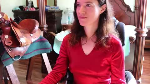 ThornburyRose online show from March 10, 7:40 pm